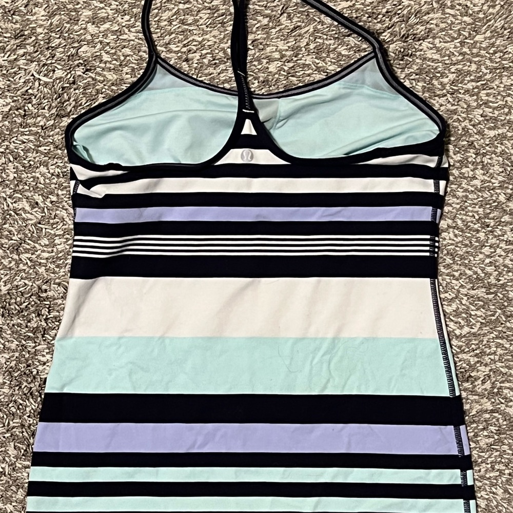 Lululemon power y tank size 8